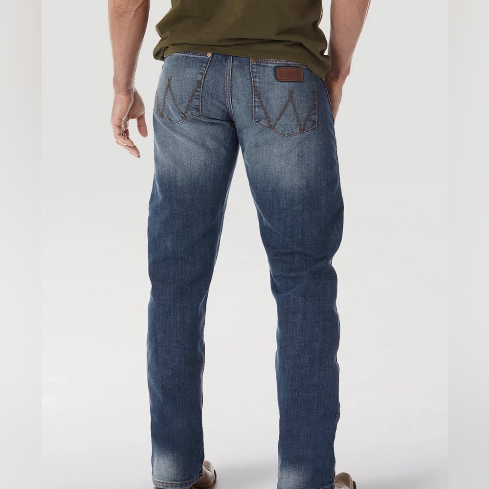 Men’s Wrangler Retro Slim Straight